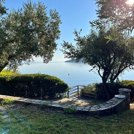Villa Liana Sourpi Exterior photo