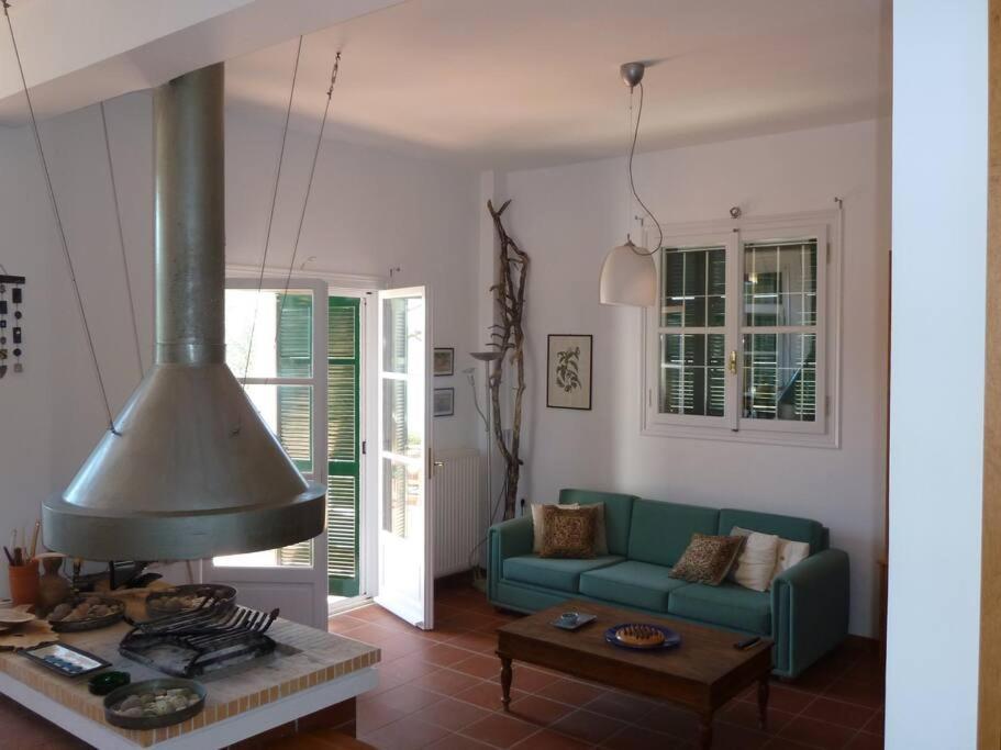 Villa Liana Sourpi Exterior photo