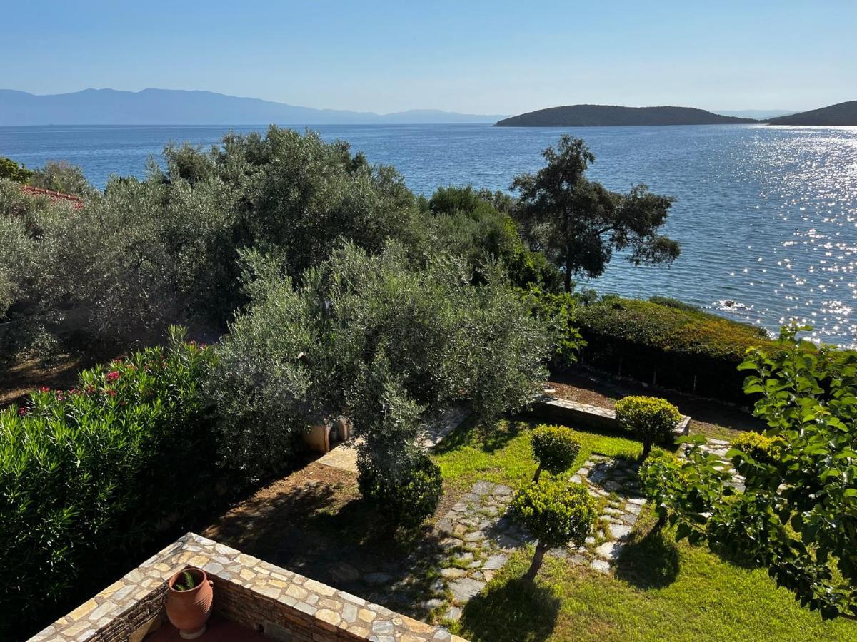 Villa Liana Sourpi Exterior photo